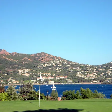 Cap Esterel Village : Studio Vue Esterel - C1 74la Saint-Raphael (Var)