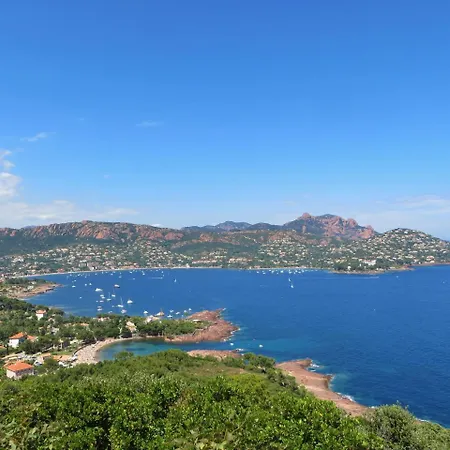 Apartment Cap Esterel Village : Studio Vue Esterel - C1 74la *